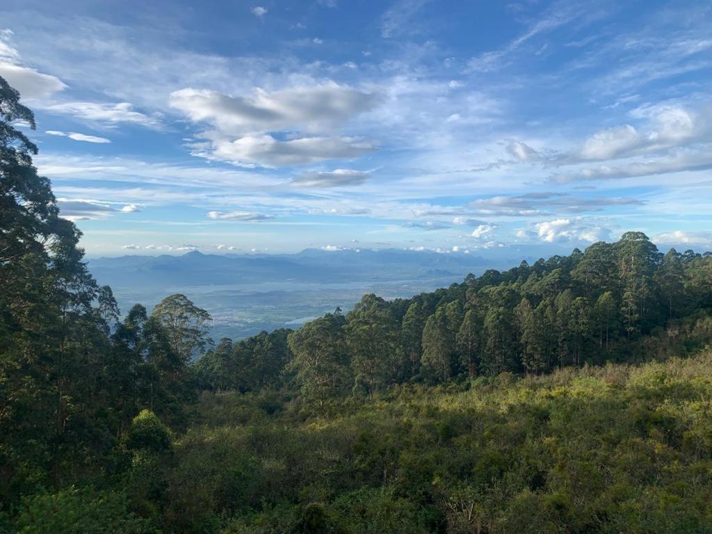 Cloud Walk Acomodação com café da manhã Kodaikanal Exterior foto